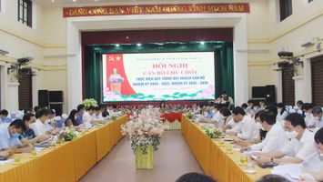 Đảng ủy Khối Các cơ quan tỉnh Nghệ An đưa ra biện pháp cảnh báo, răn đe cán bộ, đảng viên vi phạm