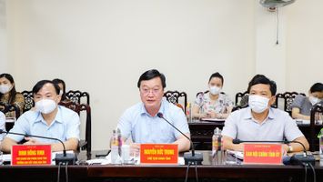 Chủ tịch UBND tỉnh Nguyễn Đức Trung tiếp công dân định kỳ tháng 4/2022
