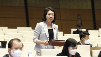 Dự thảo Luật Thi đua, khen thưởng (sửa đổi): Bảo đảm cân đối giữa khu vực công với khu vực tư