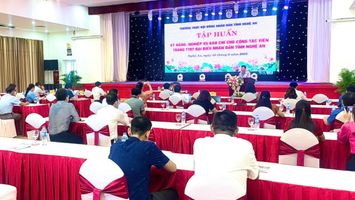 Nâng cao nghiệp vụ báo chí cho các cộng tác viên Trang thông tin điện tử Đại biểu nhân dân Nghệ An.