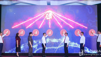 Báo Nghệ An điện tử ra mắt giao diện mới: Khẳng định sự tiên phong, đổi mới, bắt nhịp với thời đại chuyển đổi số.