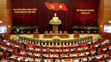 Tổng Bí thư Nguyễn Phú Trọng: Tiếp tục đổi mới, hoàn thiện thể chế, chính sách về đất đai