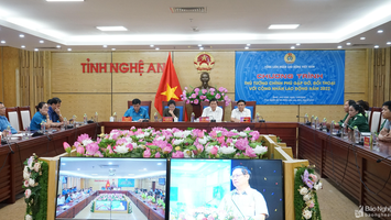 Thủ tướng Chính phủ Phạm Minh Chính gặp gỡ, đối thoại với 4.500 công nhân lao động trên cả nước