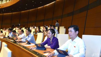 Quốc hội thông qua 2 dự án luật trong ngày làm việc thứ 18, Kỳ họp thứ 3