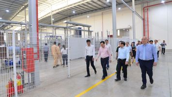 Đoàn công tác Ban Tuyên giáo Trung ương tham quan các mô hình sản xuất của Tập đoàn TH