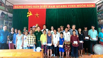 Đoàn đại biểu Quốc hội tỉnh Nghệ An: Chung tay hỗ trợ đồng bào vùng khó khăn khu vực biên giới