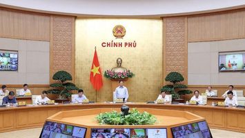 'Thủ tướng tranh thủ từng ngày nghỉ cuối tuần để kiểm tra, thúc đẩy, tháo gỡ khó khăn cho địa phương'