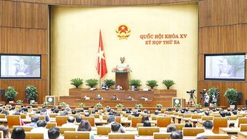 Thảo luận về kinh tế - xã hội: Trách nhiệm của mỗi đại biểu dân cử