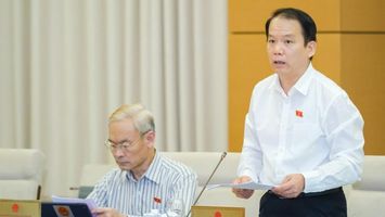 Ủy Ban Pháp luật của Quốc hội cho biết cả nước đã giảm 8 đơn vị hành chính cấp huyện và 561 đơn vị hành chính cấp xã