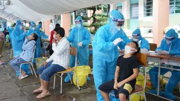 Quan tâm chi trả chế độ phụ cấp phòng chống dịch Covid-19