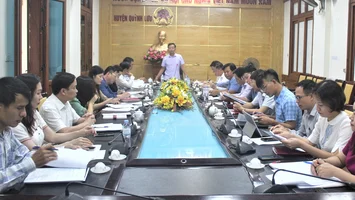 Thường trực HĐND huyện Quỳnh Lưu làm việc với UBND huyện về tiến độ giải quyết kiến nghị của cử tri