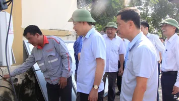 Thường trực HĐND thị xã Hoàng Mai khảo sát kiến nghị của cử tri về hệ thống đường dây cáp viễn thông trên địa bàn