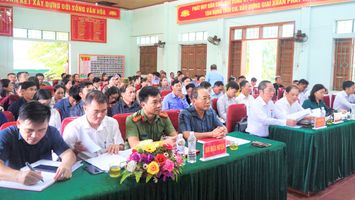 Đại biểu Hội đồng nhân dân tỉnh tiếp xúc cử tri tại xã Giai Xuân và Tân Long, huyện Tân Kỳ