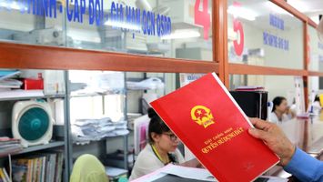 Cử tri thị xã Hoàng Mai đề nghị giảm thủ tục hành chính trong cấp giấy chứng nhận quyền sử dụng đất