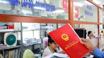Cử tri thị xã Hoàng Mai đề nghị giảm thủ tục hành chính trong cấp giấy chứng nhận quyền sử dụng đất