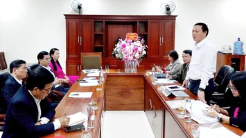 Ban Văn hóa - Xã hội HĐND tỉnh làm việc với Sở Giáo dục và Đào tạo về việc thu, quản lý và sử dụng các khoản thu trong cơ sở giáo dục