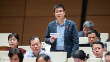 Đại biểu Hoàng Minh Hiếu - Đoàn ĐBQH tỉnh Nghệ An: Cần khuyến khích hoạt động lưu trữ tư