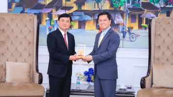 Bí thư Tỉnh ủy Thái Thanh Quý thăm và làm việc với Đại sứ quán Việt Nam tại Ấn Độ