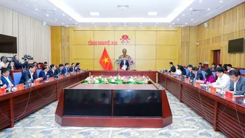 Rà soát, điều chỉnh, ban hành các chính sách phát triển nông nghiệp, xây dựng nông thôn mới hiệu quả hơn