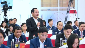 Giám đốc Sở Tài nguyên và Môi trường giải trình về trách nhiệm trong cấp Giấy chứng nhận quyền sử dụng đất