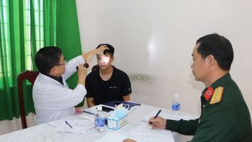 Từ 1/1/2024, thực hiện quy định mới về khám sức khỏe thực hiện nghĩa vụ quân sự