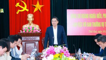 Phó Bí thư Tỉnh ủy Hoàng Nghĩa Hiếu làm việc với Ban Thường vụ Thị ủy Thái Hòa