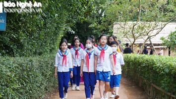 Sở Giáo dục và Đào tạo Nghệ An chấn chỉnh việc lợi dụng tổ chức dạy học đưa học sinh đi tham quan du lịch