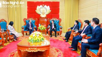Bí thư Tỉnh ủy Nghệ An tiếp xã giao Đại sứ đặc mệnh toàn quyền Cộng hòa Ấn Độ tại Việt Nam