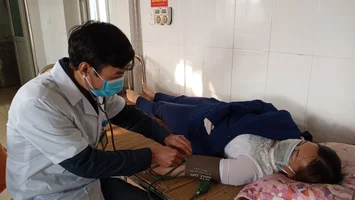 Bộ Y tế trả lời kiến nghị cử tri về công tác khám, chữa bệnh và công tác tuyển dụng tại các trạm y tế