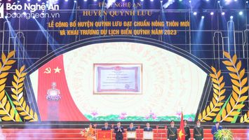 Huyện Quỳnh Lưu công bố quyết định đạt chuẩn nông thôn mới và khai trương du lịch biển Quỳnh năm 2023