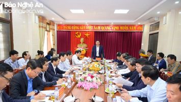 Phó Bí thư Tỉnh ủy Hoàng Nghĩa Hiếu làm việc với Ban Thường vụ Huyện ủy Nghi Lộc