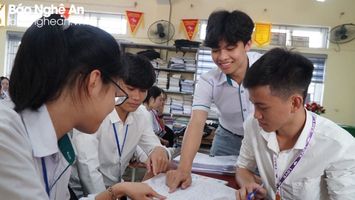 Nam sinh người Thái Nghệ An sở hữu nhiều thành tích 'khủng'