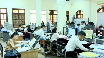 Nhiều vướng mắc nảy sinh khi làm thủ tục hành chính trực tuyến.