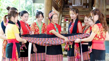 Chính sách dân tộc thiểu số trong tư tưởng Hồ Chí Minh đến hành động thực tiễn