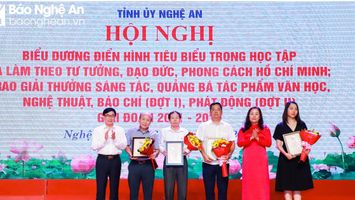 Nghệ An tuyên dương điển hình tiên tiến học tập và làm theo tư tưởng, đạo đức, phong cách Hồ Chí Minh