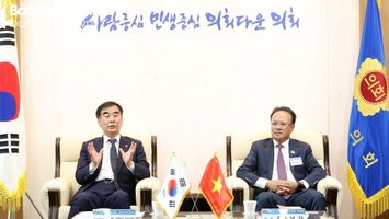 Lãnh đạo tỉnh Nghệ An làm việc với tỉnh Gyeonggi (Hàn Quốc)