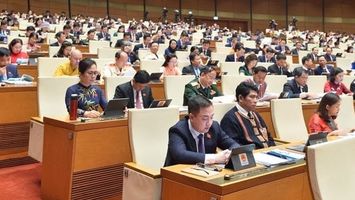 Sáng nay, Quốc hội thảo luận về một số nội dung còn ý kiến khác nhau của dự án Luật Đấu thầu (sửa đổi)