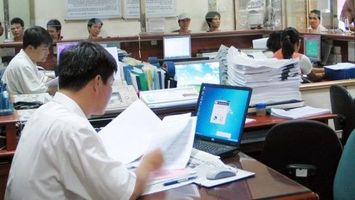 Bộ Nội vụ đề xuất loạt quy định mới về biên chế công chức
