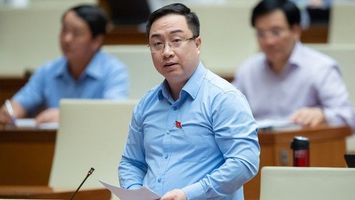 Đại biểu Đặng Xuân Phương – Đoàn ĐBQH tỉnh Nghệ An: Nhân dân và cử tri trông đợi vào đường lối giải quyết đúng đắn bài toán kinh tế.