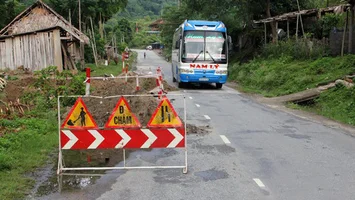 Sở Giao thông vận tải trả lời cử tri khối 1, thị Trấn Mường xén, huyện Kỳ Sơn về mở rộng cống thoát nước trên đường quốc lộ 7A