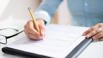Từ 20/6, hợp đồng lao động, hợp đồng dịch vụ theo mẫu mới