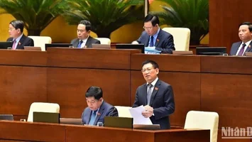 Nhất trí giảm 50% phí trước bạ với ô-tô sản xuất trong nước