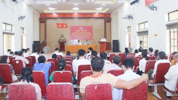 Cử tri thị xã Hoàng Mai kiến nghị với đại biểu Quốc hội nhiều vấn đề liên quan đến lĩnh vực đất đai