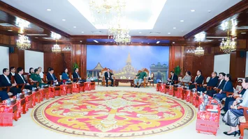 Bí thư Tỉnh uỷ Nghệ An Thái Thanh Quý thăm, làm việc với lãnh đạo Thủ đô Viêng Chăn, CHDCND Lào