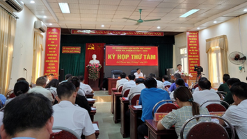 HĐND huyện Quế Phong khóa XIX thống nhất giải thể phòng Y tế thuộc UBND huyện