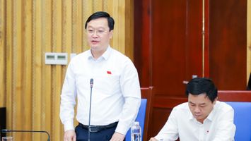 Chủ tịch UBND tỉnh: Càng khó khăn, càng phải quyết tâm, cố gắng, không làm thì không bao giờ đạt mục tiêu