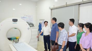 Giám sát công tác quản lý và tổ chức hoạt động của các cơ sở khám chữa bệnh tư nhân tại huyện Quỳnh Lưu