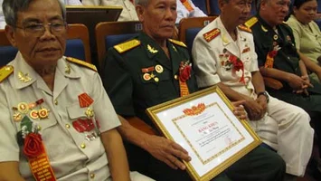 Sở Lao động, Thương binh và Xã hội trả lời kiến nghị của cử tri xã Hưng Trung, huyện Hưng Nguyên về chi trả tiền thưởng huân chương