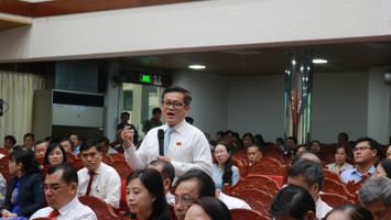 Những “lối mòn” được thay mới