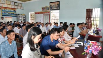Cử tri Yên Thành đề nghị nâng phụ cấp cho cán bộ thôn, xóm